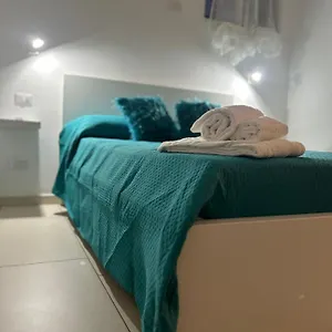 J&s Sicily Apartament